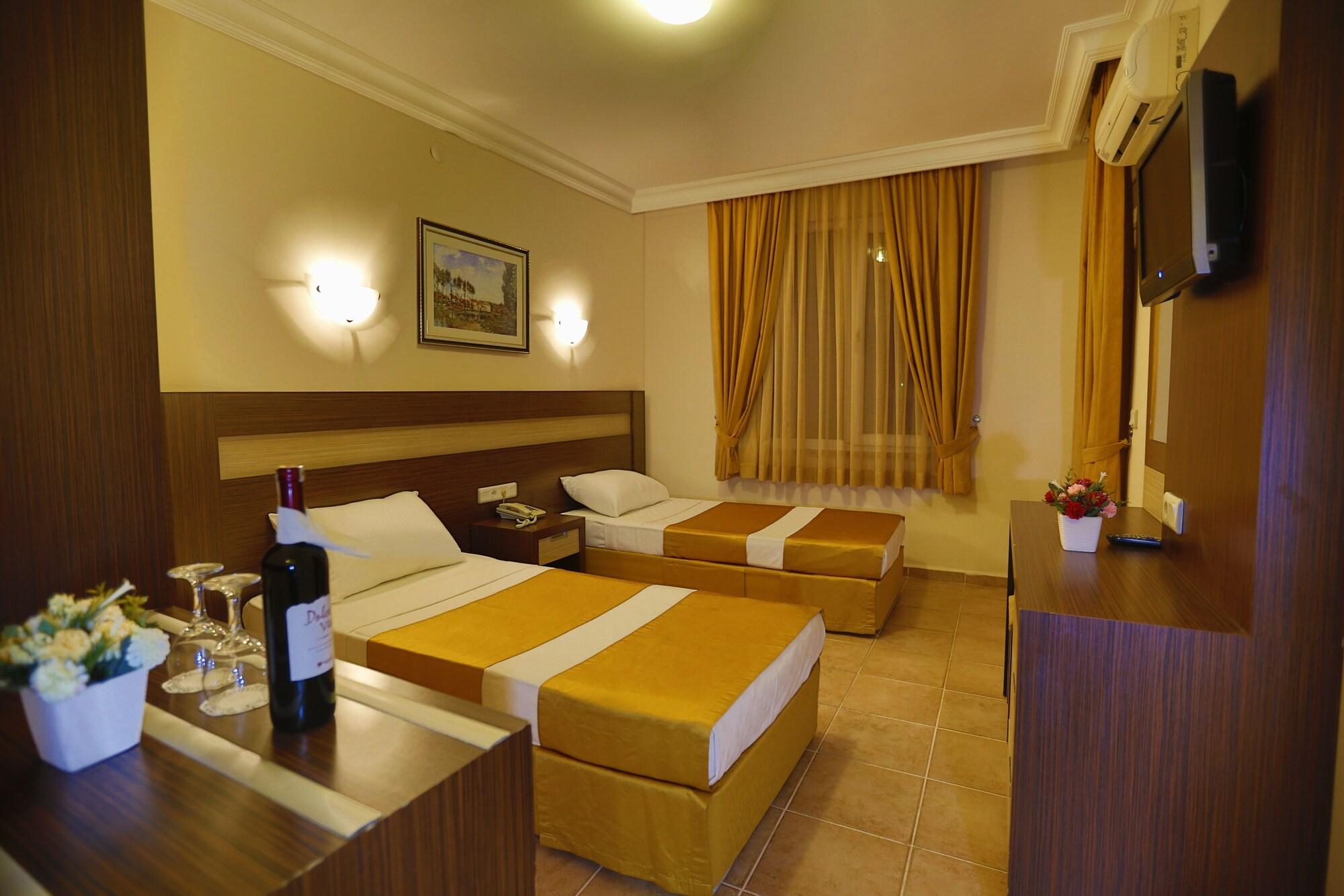 Enki Hotel Аланя Екстериор снимка